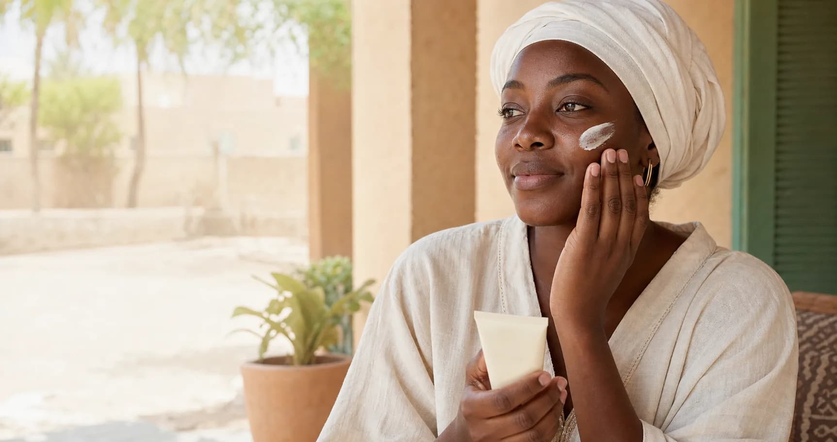 Application de protection solaire sous la lumière de Bamako